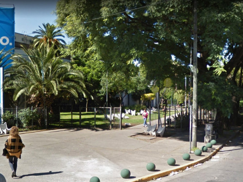 Pedido de Informe sobre el abandono de la Plaza de los Inmigrantes