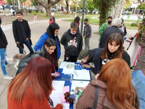 Los vecinos participan de la Campaña por  un “Hospital Veterinario” en Vicente López