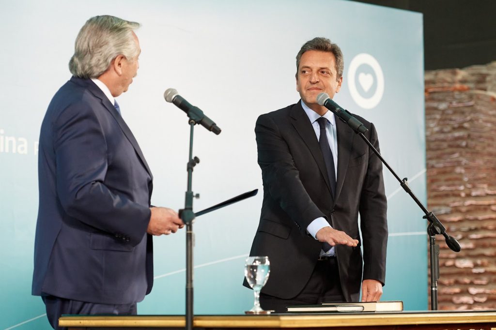 Con amplio respaldo político asumió Sergio Massa como ministro en el gobierno Nacional