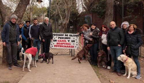 Con el empuje de los vecinos, se logró el Canil en la Plaza de los Inmigrantes