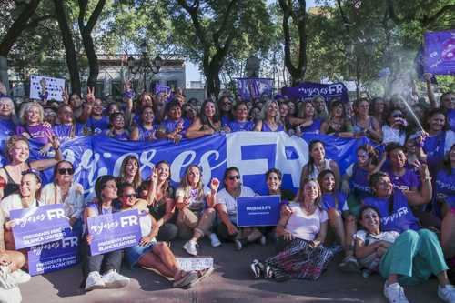 8M: Seguimos reclamando más derechos para las mujeres, las infancias y las adolescencias