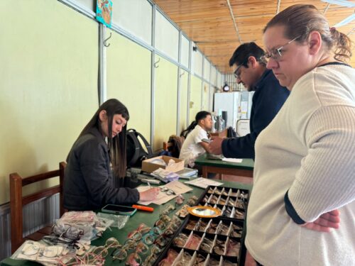 El Frente Renovador fortalece la salud visual y podológica en Carapachay con un nuevo operativo gratuito